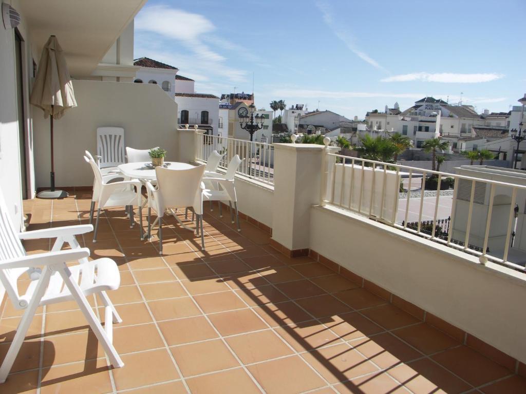 Apartamentos Plaza Espana เนร์คา ห้อง รูปภาพ